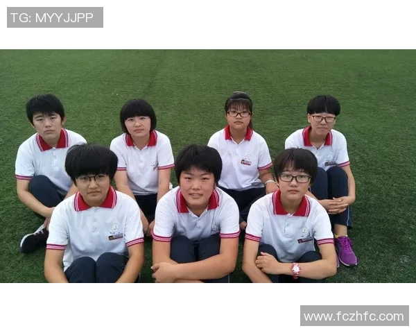 少儿足球女生的成长之路：培养自信与团队精神的完美结合